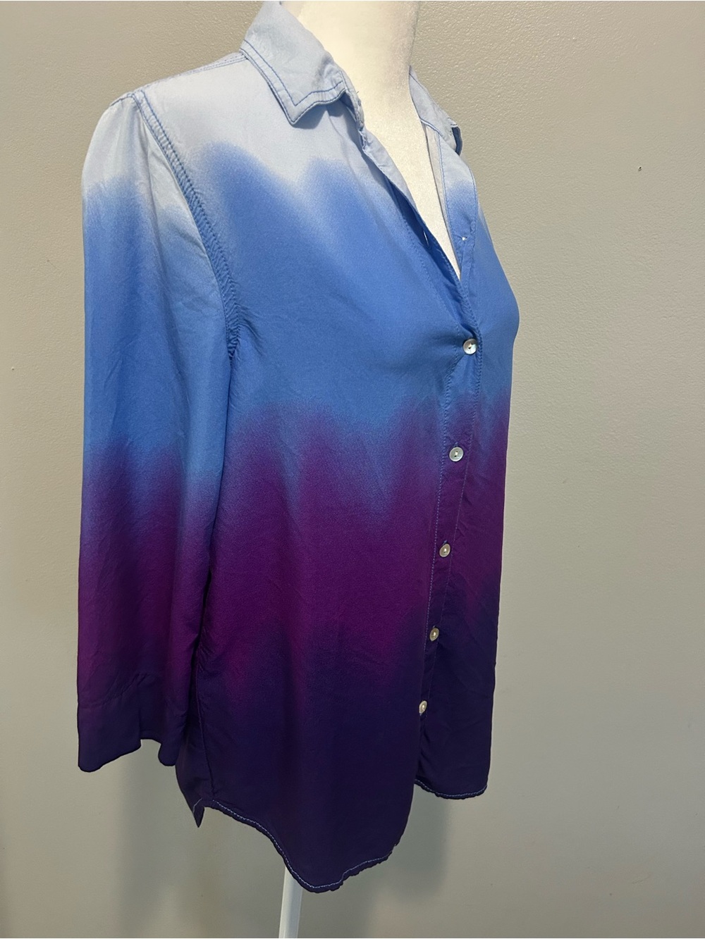 BeachLunchLounge Women’s Blouse Gradient Ombré Blue Purple Top Shirt Layering